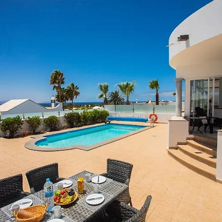 Exclusive 2-Bed Villa In Playa Blanca Adults Only Villa