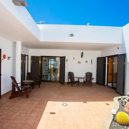 Villa Exclusive 2-Bed Villa In Playa Blanca Adults Only