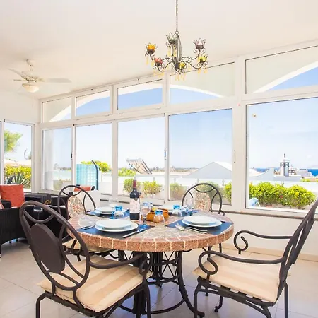 Villa Exclusive 2-Bed Villa In Playa Blanca Adults Only *
