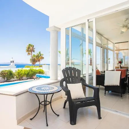 Exclusive 2-Bed Villa In Playa Blanca Adults Only Villa *